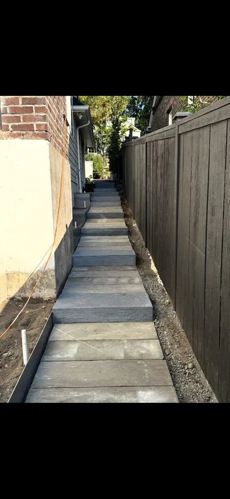 Professional landscape installation in Des Moines, WA - Biosphere