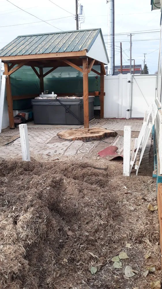 Expert outdoor landscaping experts serving Hayden Lake, ID - BirdDog MNGT/The Wood Guy