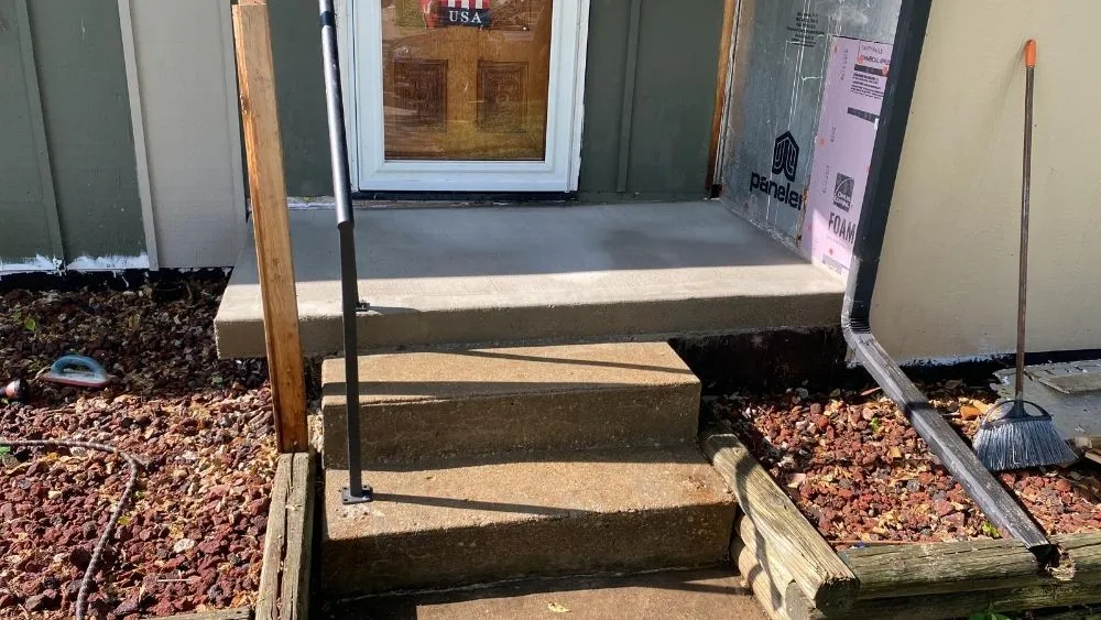 Reliable lawn mowing service for outdoor upgrades across Kansas City, MO - Bisloution-MVL Services