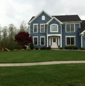 Professional yard maintenance for beautiful yards across East Aurora, NY - Bison Bluegrass