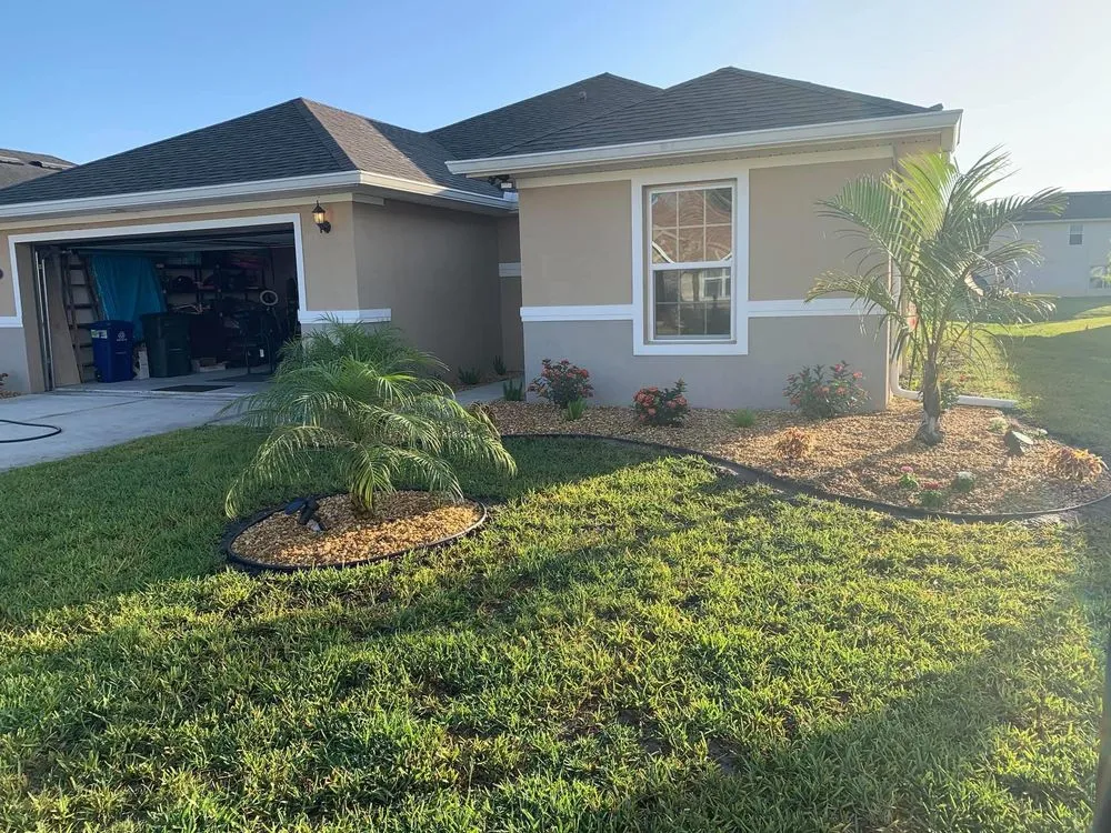 Custom yard cleanup service in Ormond Beach, FL by Bixby’s Lawn Care