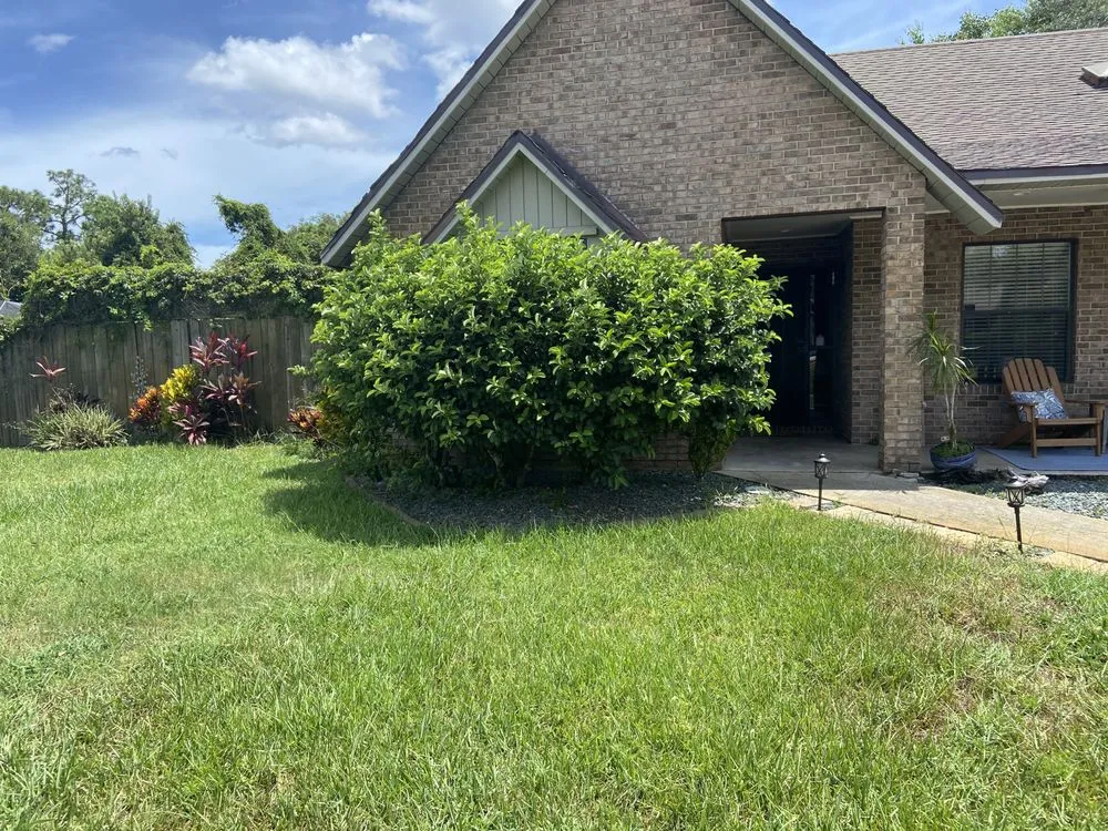 Local landscaping services in Ormond Beach, FL by Bixby’s Lawn Care