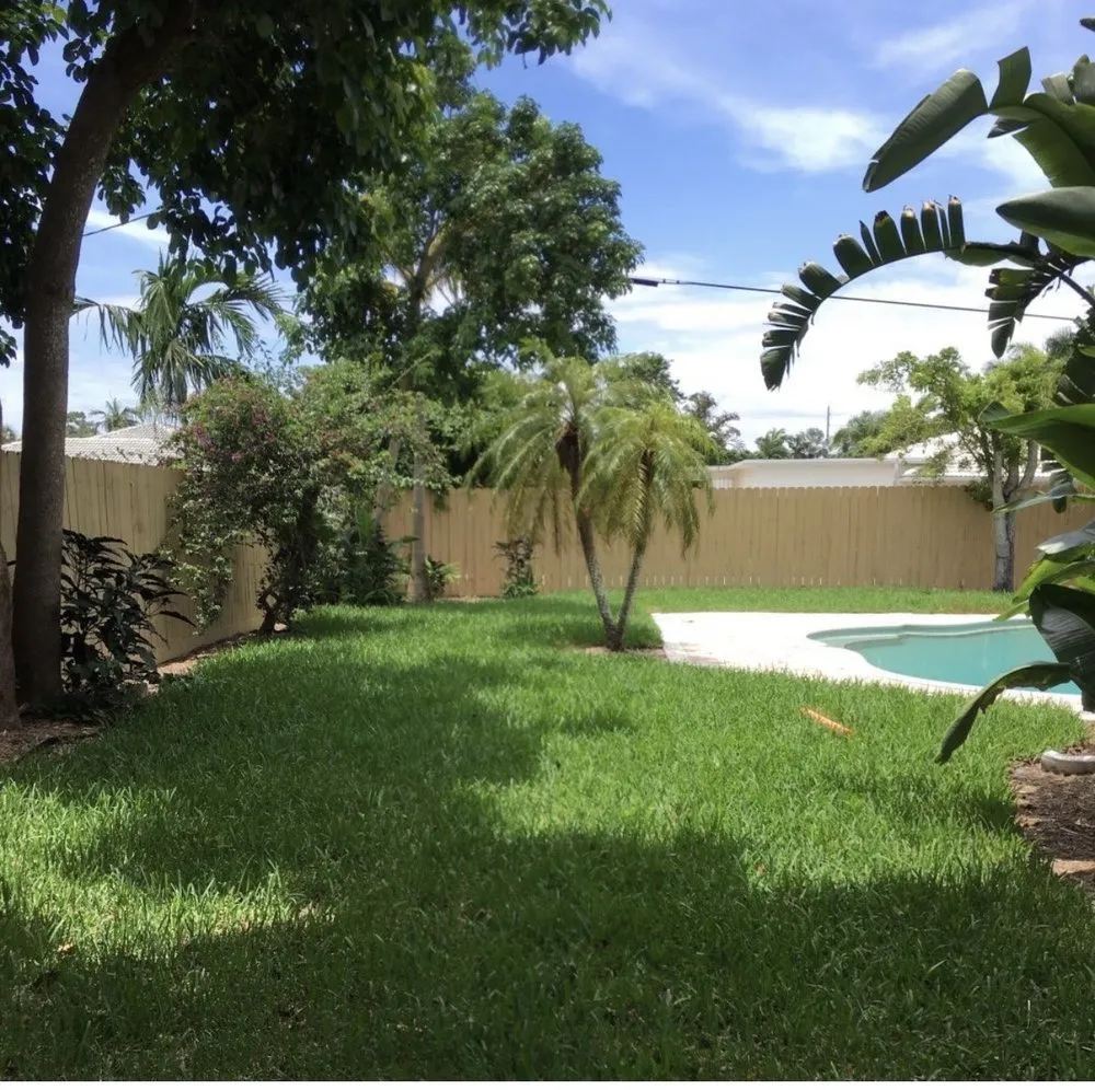 Local garden landscaping experts serving Delray Beach, FL - Bizoniste Hilaire Landscaping and Tree Service