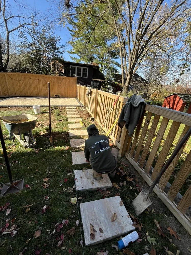 Top-rated yard maintenance near you in Dale City, VA by BJ Landscape