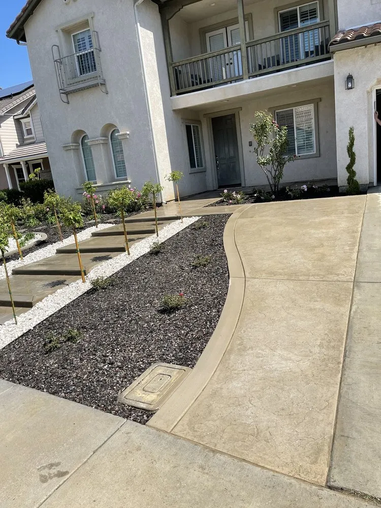 Custom landscape installation in Corona, CA - B&J Landscaping & Concrete