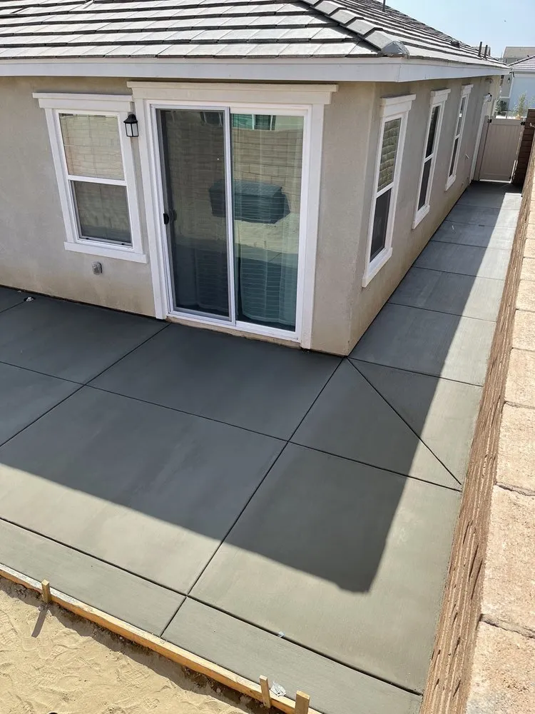 Affordable landscaping services in Corona, CA - B&J Landscaping & Concrete