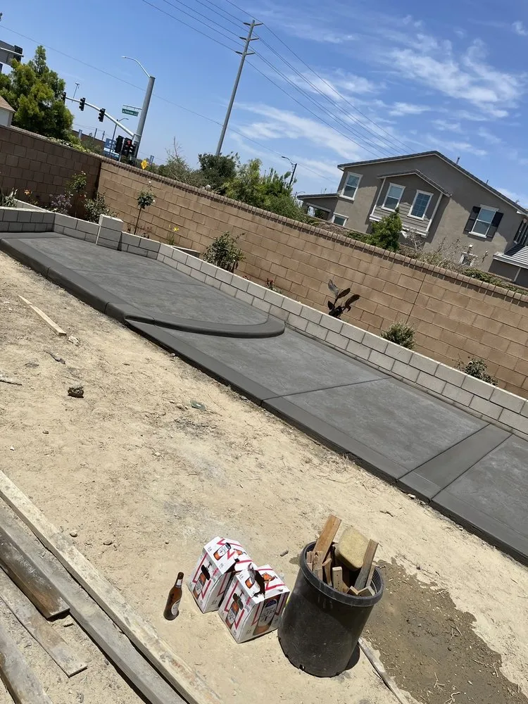 Local yard cleanup service in Corona, CA by B&J Landscaping & Concrete