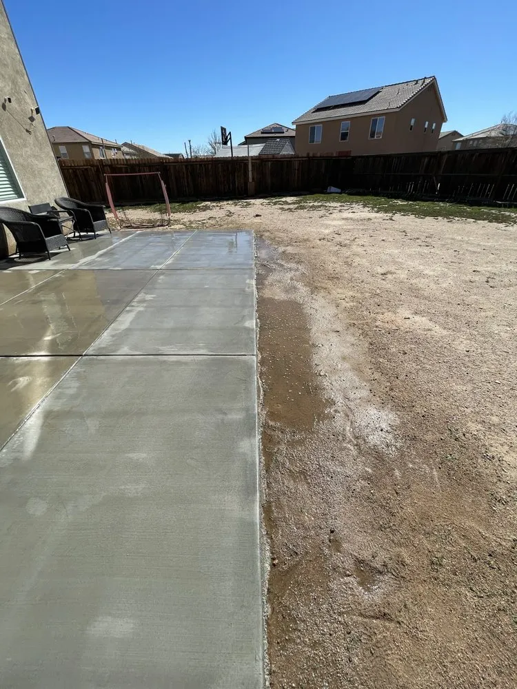 Custom lawn care service for year-round maintenance in Los Angeles, CA by Bj Landscaping