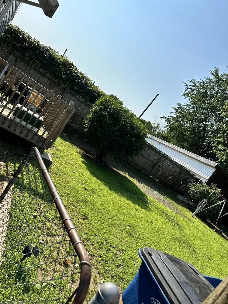 Affordable lawn care service in Hamden, CT - B&J Lawn & Homecare