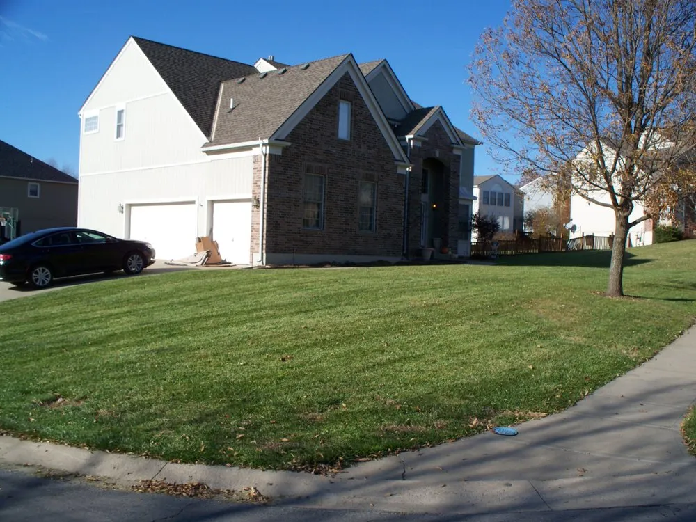 Reliable landscaping services in Gardner, KS - B&J Lawn Care