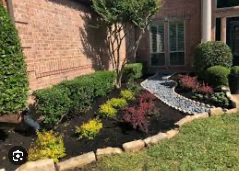 Top-rated lawn mowing service in Memphis, TN by B&J Lawn Service