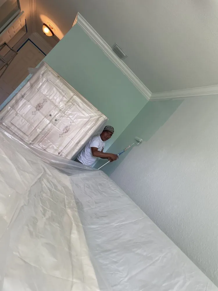 Reliable yard cleanup service experts serving West Palm Beach, FL - BJ’s Landscaping and Tree Service