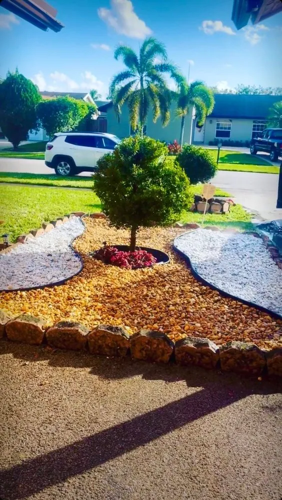Professional garden landscaping in Pompano Beach, FL by B.J.'s Lawn Beautification Services