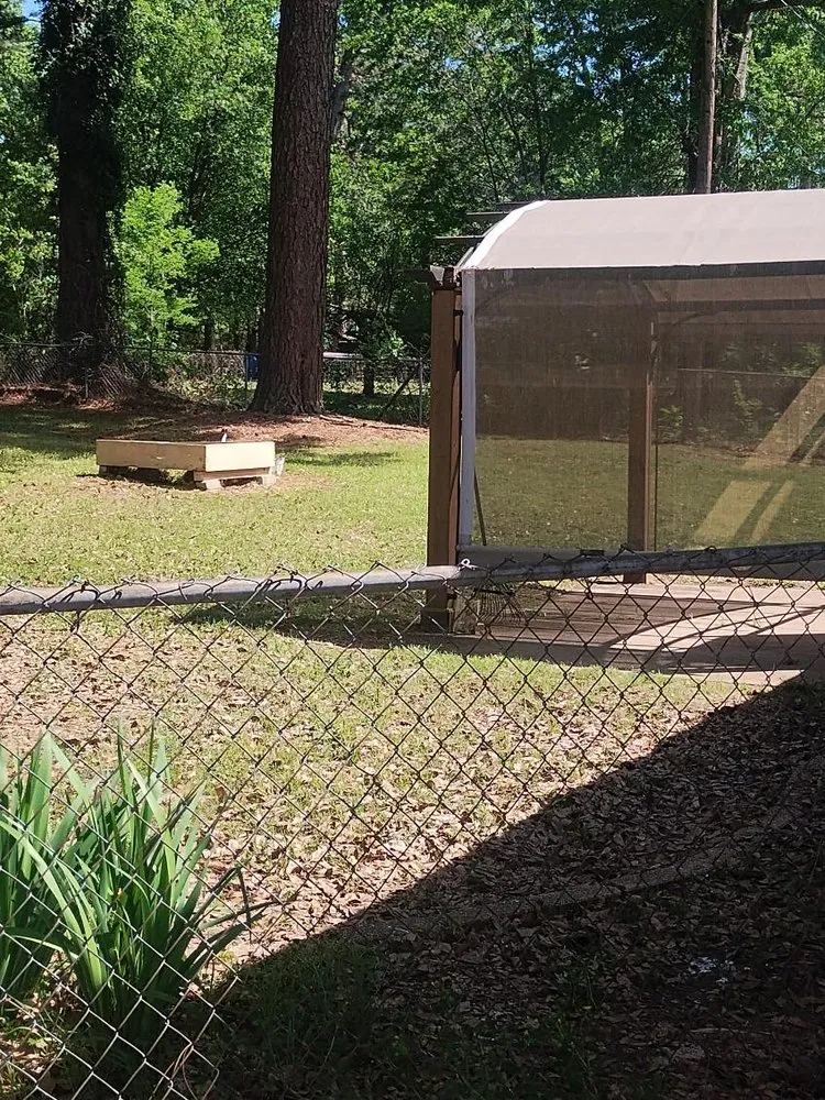 Trusted lawn care service in Shreveport, LA - BJ’s On Time Pool Cleaning And Lawn Service