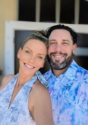 B&J's Total Exterior Care Logo