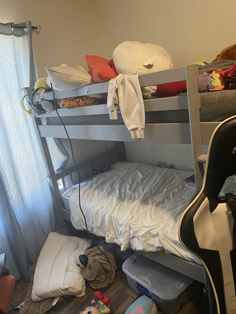 Trusted yard cleanup service near you in Pomona, CA by BKS Cleaning Service