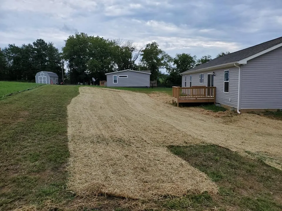 Trusted yard cleanup service in Sevierville, TN - B&L Home Services