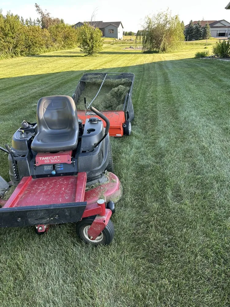 Custom lawn mowing service experts serving Bismarck, ND - B&L Lawn Care