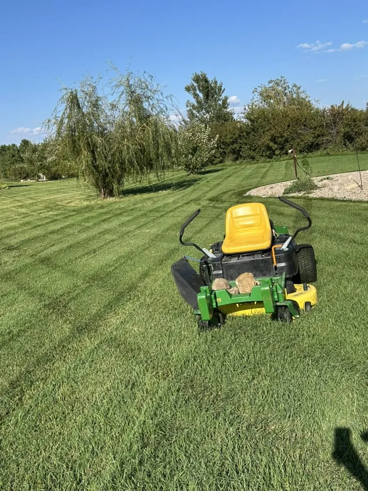 Top-rated lawn mowing service in Bismarck, ND by B&L Lawn Care