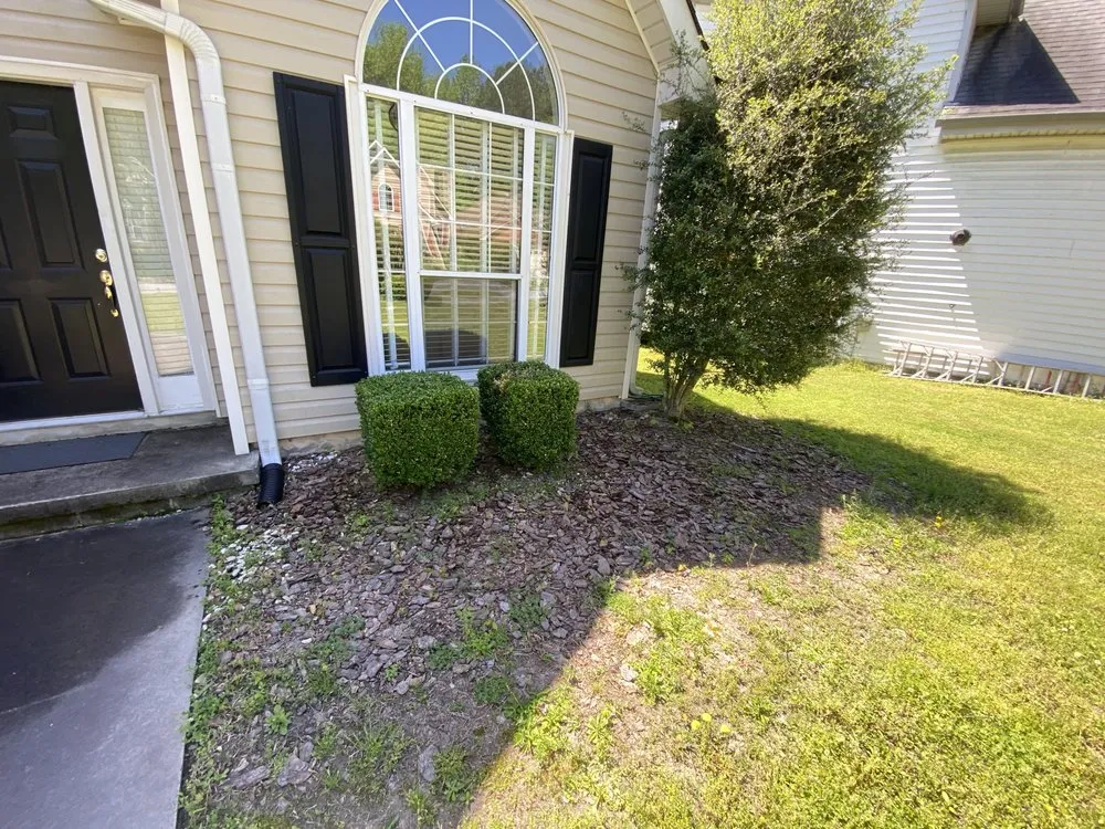 Local yard maintenance in Newnan, GA by Black and White Landscaping