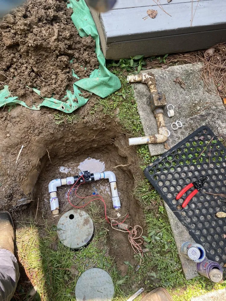 Trusted garden landscaping for homes in Newnan, GA by Black and White Landscaping