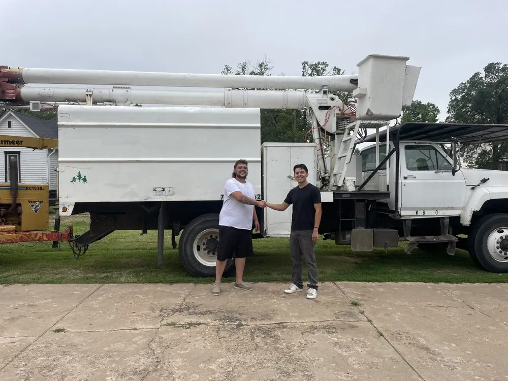 Top-rated landscaping services for homes across Broken Arrow, OK - Black Arrow Tree and Landscape