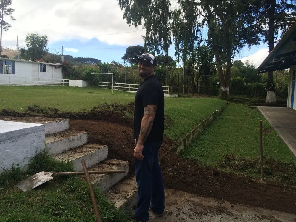 Affordable yard maintenance in Loomis, CA - Black Cat Landscape