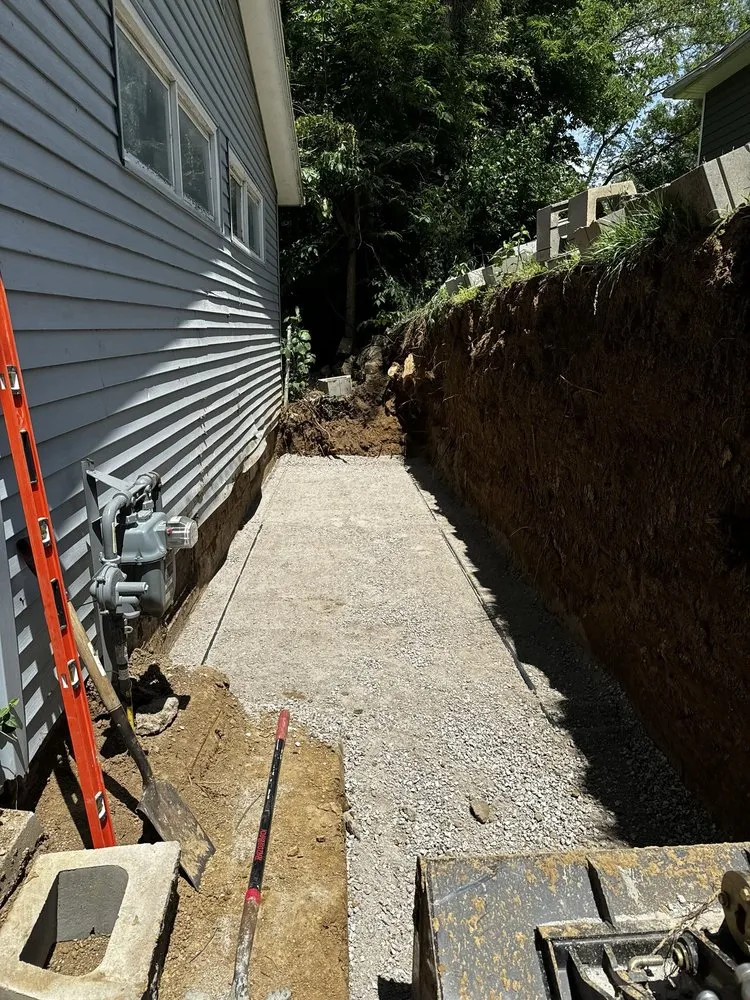 Expert lawn mowing service in Papillion, NE - Black Diamond Hardscapes