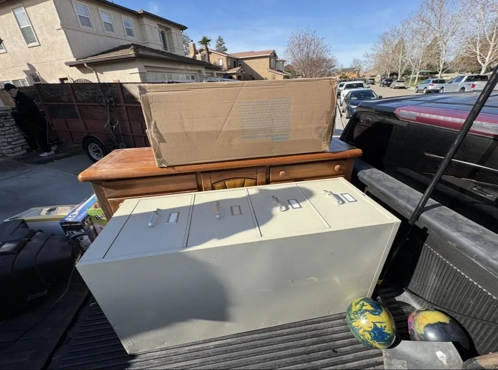 Reliable residential landscaping experts serving Stockton, CA - Black Diamond Junk Haul