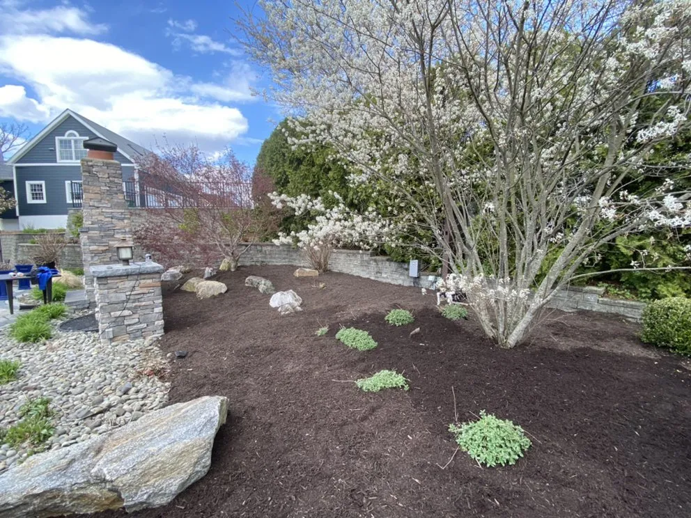 Professional outdoor landscaping experts serving Hyde Park, NY - Black Diamond Landscaping