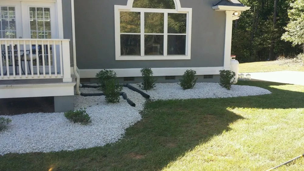 Expert outdoor landscaping in Charlotte, NC by Black Diamond Lawn Service