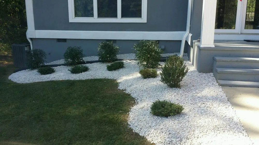 Reliable outdoor landscaping for beautiful yards across Charlotte, NC - Black Diamond Lawn Service