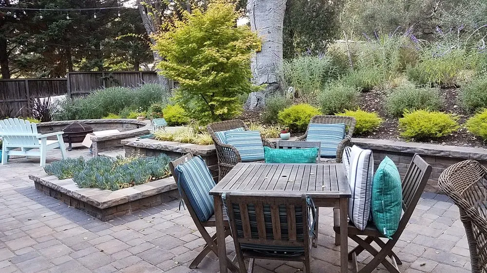 Affordable yard cleanup service in Novato, CA - Black Diamond Paver Stones & Landscape