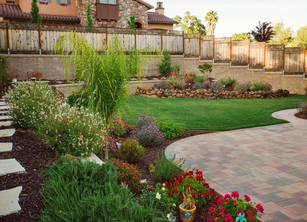 Custom landscape installation in Novato, CA - Black Diamond Paver Stones & Landscape