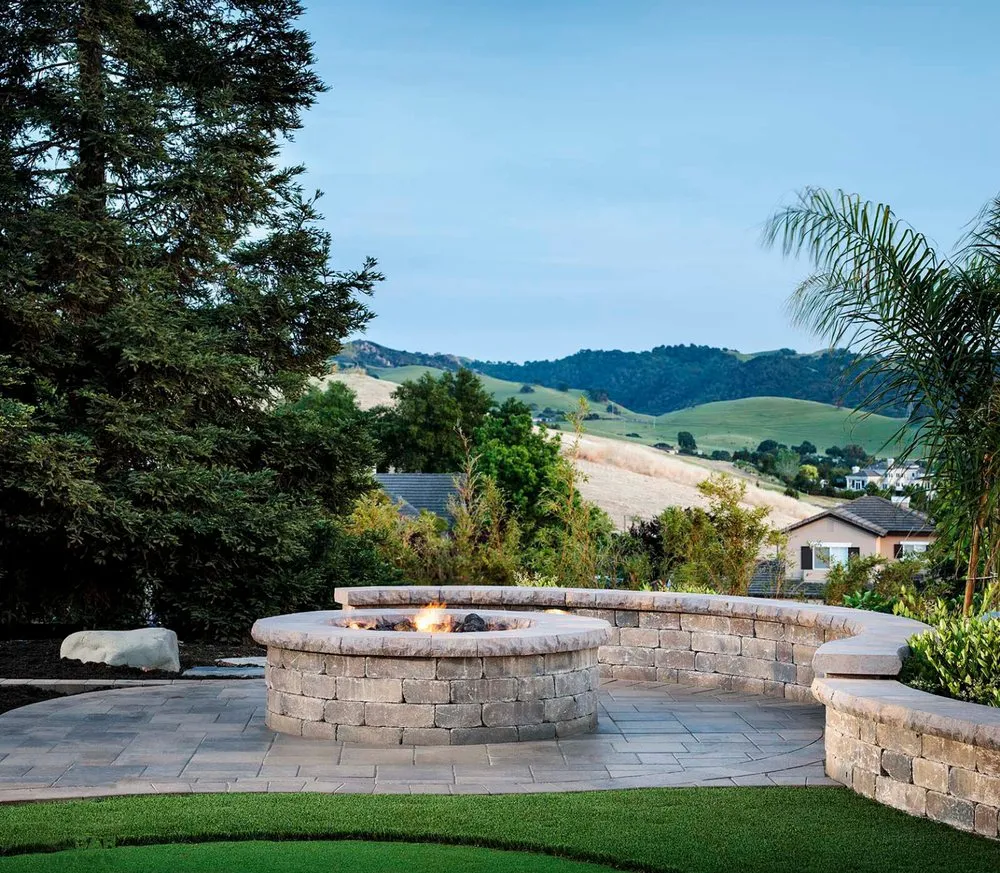 Custom lawn mowing service with custom design across Pasadena, CA - Black Diamond Paver Stones & Landscape