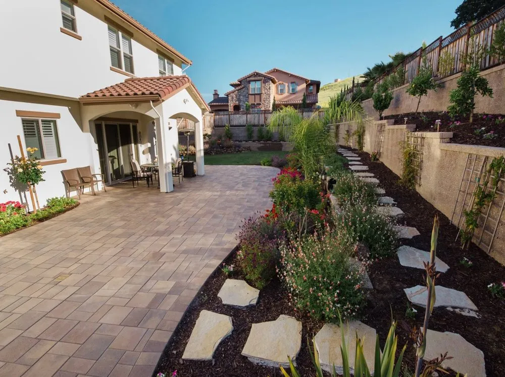 Expert yard maintenance experts serving Scottsdale, AZ - Black Diamond Paver Stones & Landscape