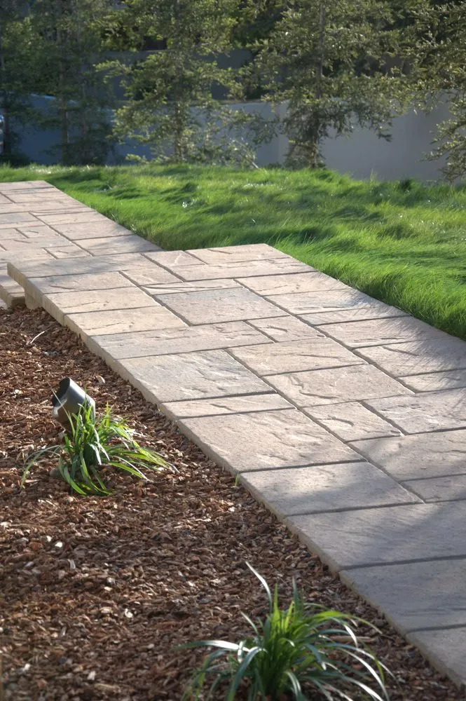 Expert lawn care service near you in Thousand Oaks, CA by Black Diamond Paver Stones & Landscape