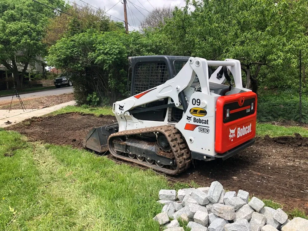 Top-rated yard cleanup service in Lynchburg, VA - Black Dog Landscapes
