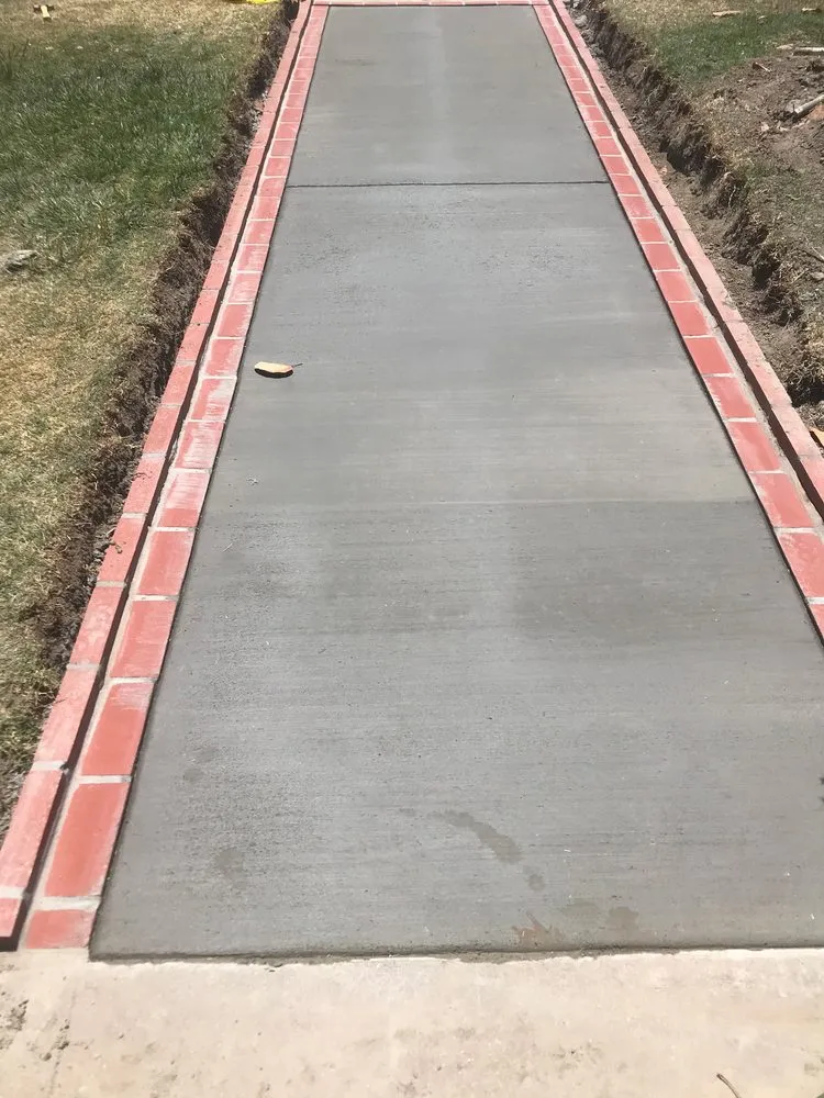 Local yard maintenance for residential properties in Anaheim, CA by Black Panthers