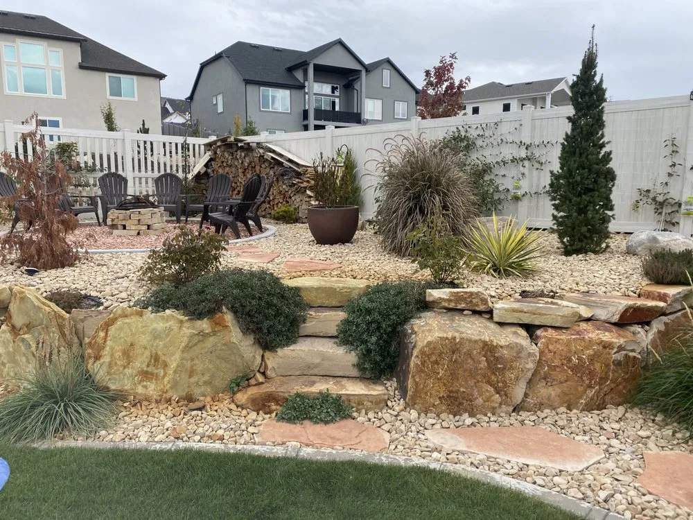 Reliable outdoor landscaping experts serving Mount Pleasant, TX - Black Pine Landscaping