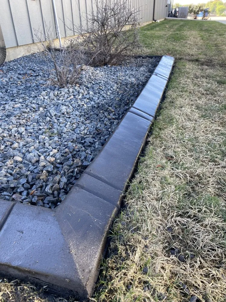 Top-rated landscape installation for beautiful yards in Mount Pleasant, TX by Black Pine Landscaping