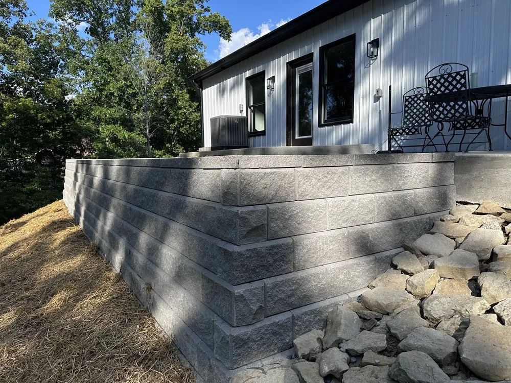 Reliable residential landscaping in Louisville, KY by Black Rock Contracting