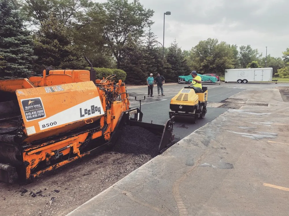 Professional outdoor landscaping experts serving Plainfield, IL - Black Stallion Paving