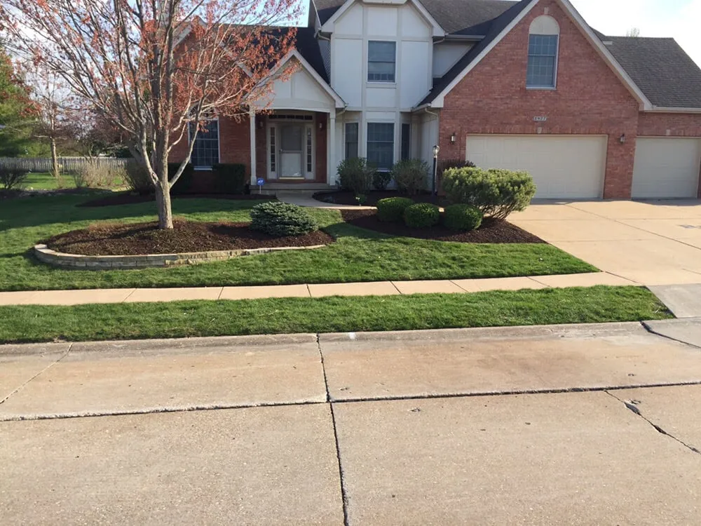 Custom landscape installation for beautiful yards across Bettendorf, IA - Blackbird Landscape