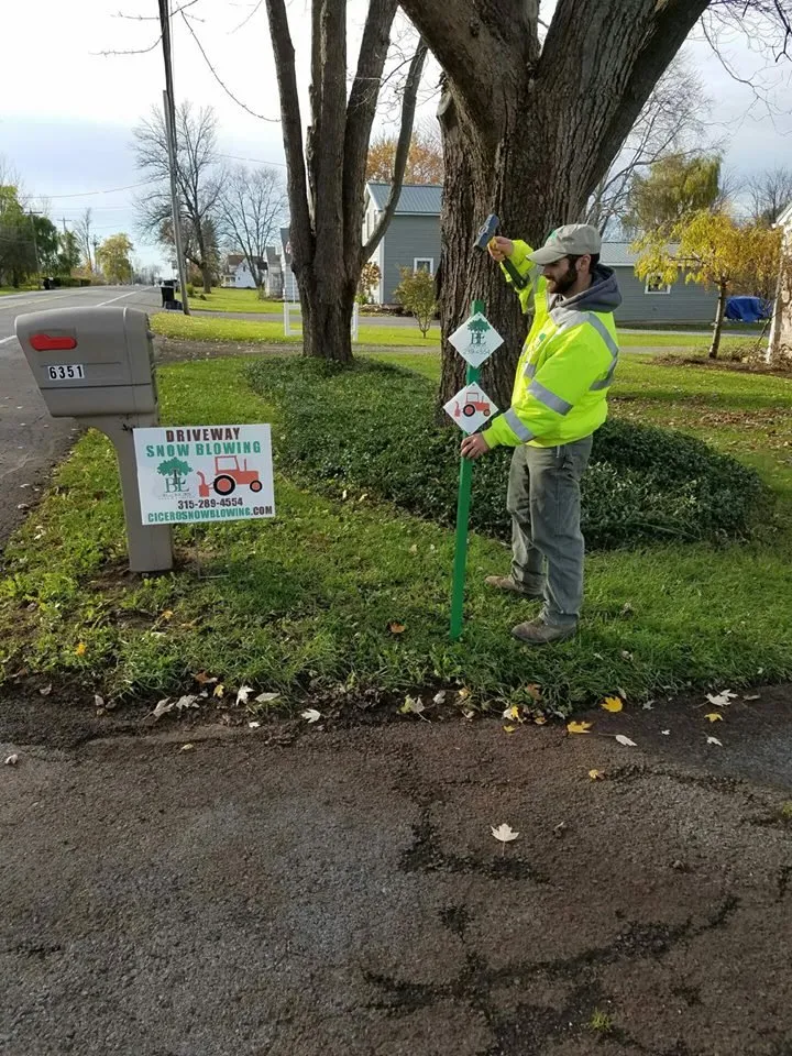 Top-rated yard cleanup service experts serving Cicero, NY - Blackburn Lawn & Landscape