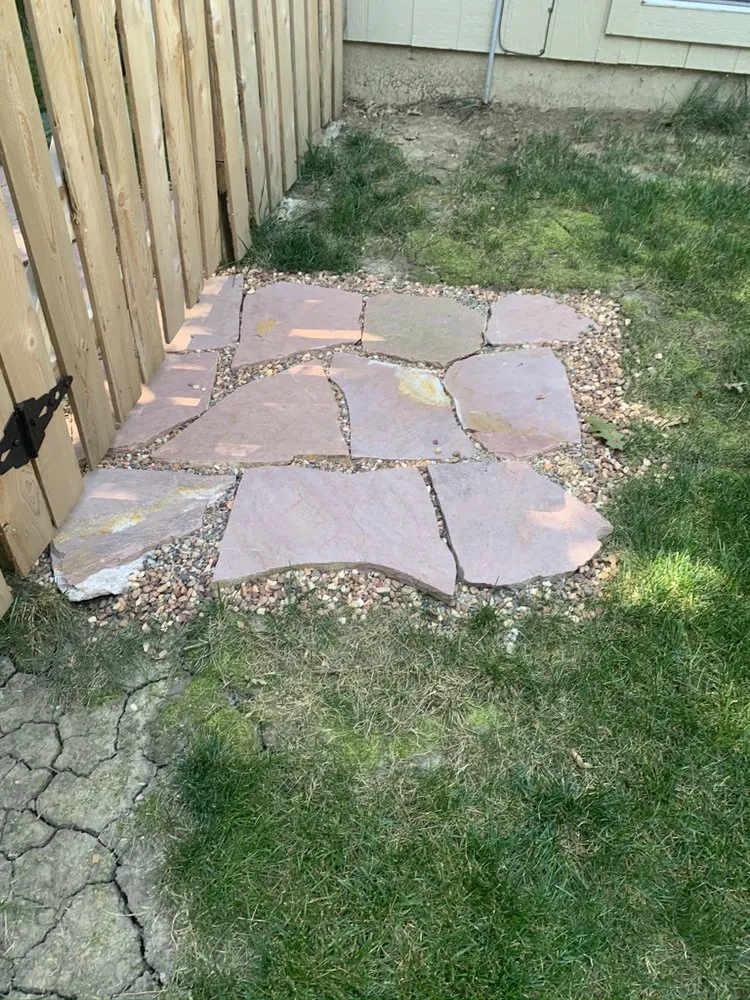 Top-rated residential landscaping in Lee's Summit, MO by Blackburn's Lawn & Landscaping