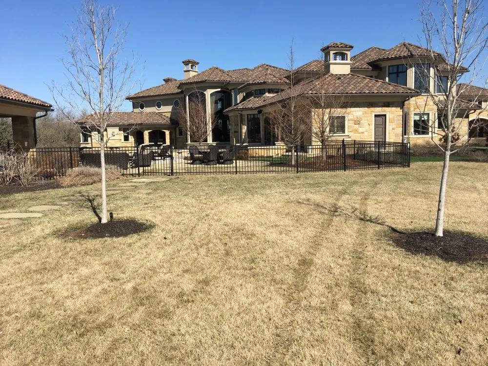 Expert landscaping services in Lee's Summit, MO - Blackburn's Lawn & Landscaping