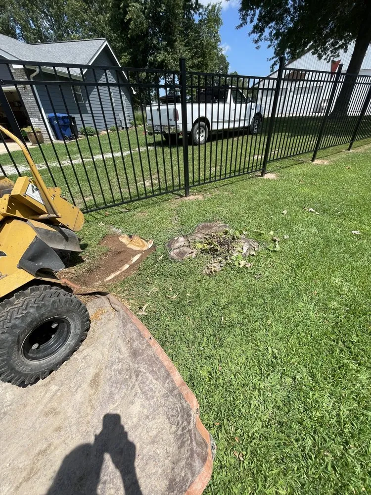 Affordable residential landscaping with custom design in Rolla, MO by Blacks Stump Grinding Powerwashing & Lawn Services