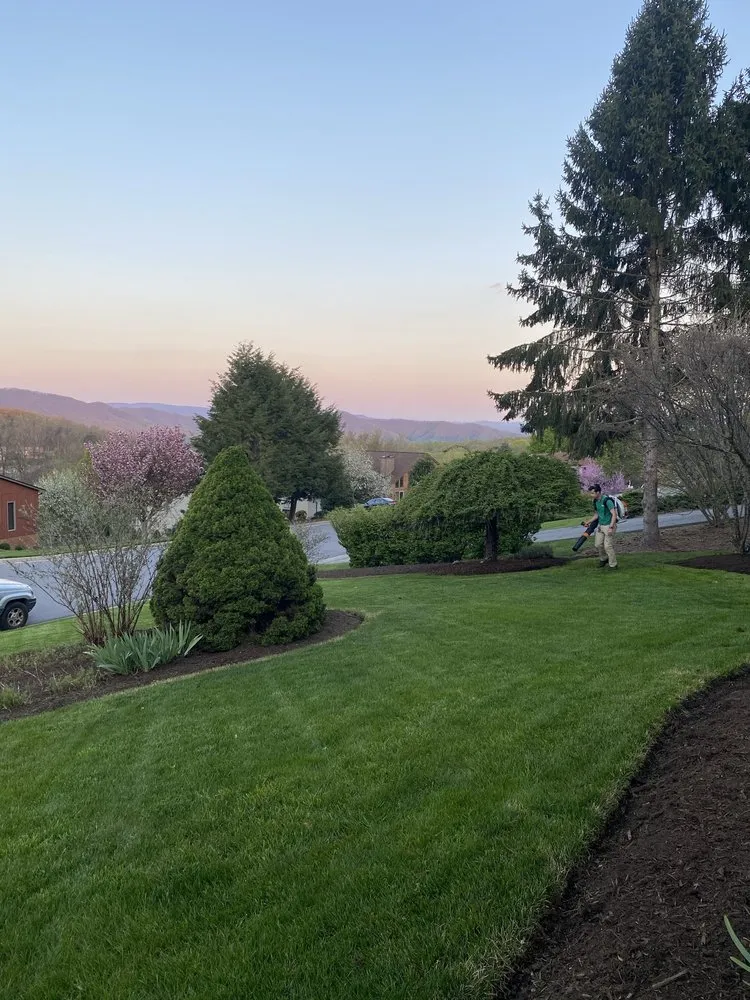 Professional lawn care service near you in Blacksburg, VA by Blacksburg Lawn Care