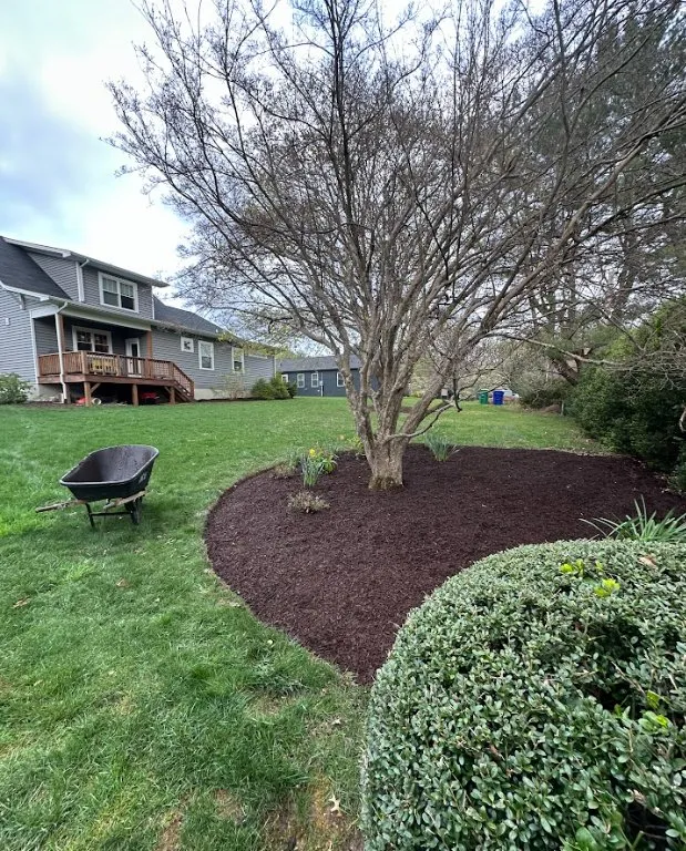 Reliable yard maintenance in Blacksburg, VA by Blacksburg Mulch